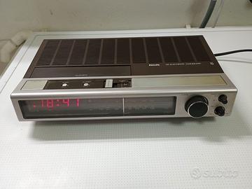 Radiosveglia Philips 590 Electronic Clockradio.