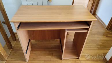Scrivania PC compatta salvaspazio 90 cm – perfetta