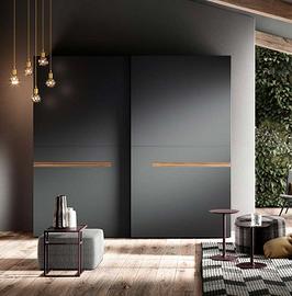 ARMADIO ante scorrevoli laccato con maniglia legno