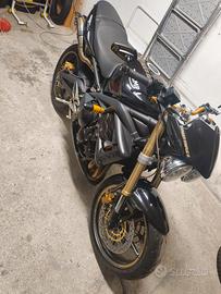 Triumph street triple 