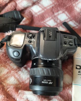 fotocamera minolta dynax 500si  euro 30
