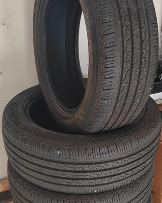 Vengo pneumatici come da foto
