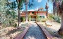 villa-indipendente-con-giardino