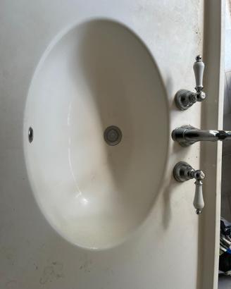 Mobile con lavabo bagno