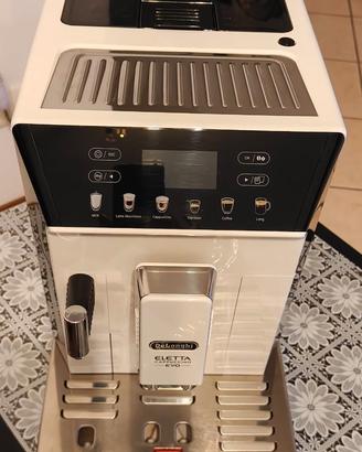 macchina da caffe DeLonghi Eletta Evo ECAM 46.860.