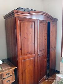 Guardaroba in vero legno