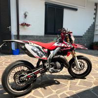 Hm crm 125 2t - 2013