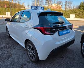 Toyota Yaris Hybrid - 2021