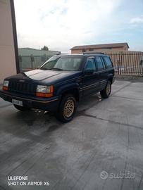 JEEP Gr.Cherokee 5.2 V8