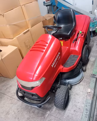 Trattorino tagliaerba honda