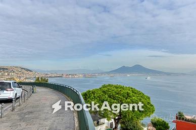 Appartamento di 154 m² con 5 locali a Napoli