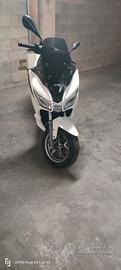 Scooter Aprilia sxr 50