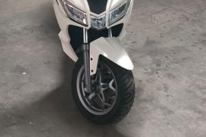 Scooter Aprilia sxr 50