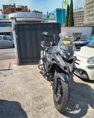 Benelli Trk 502X 