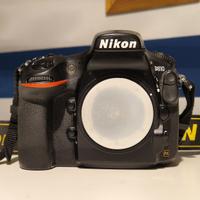Nikon D810