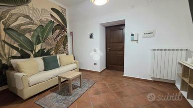 2 LOCALI A PALERMO