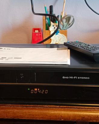 combo LG  RC388 lettore DVD +VHS MASTERIZZATORE 