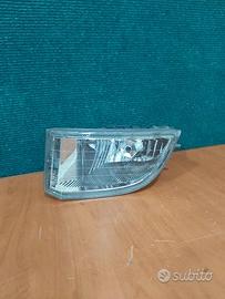 Faretto fendinebbia sx toyota rav4