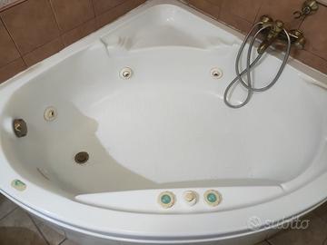 Vasca idromassaggio