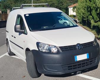 VOLKSWAGEN Caddy 2012