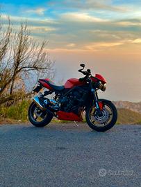 Triumph Street Triple R a2