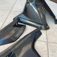 Cover in carbonio CMT