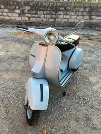Vespa P125X
