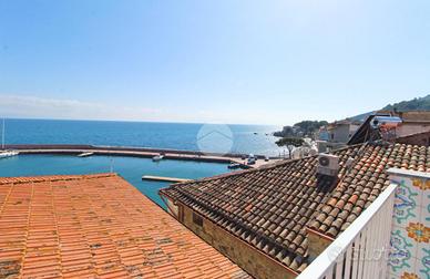 4 LOCALI A SAN GIOVANNI A PIRO