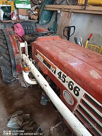 trattore agricolo fiat 45/66