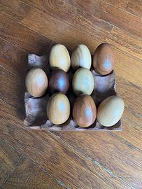 portauova in legno africano vintage