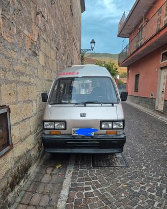 Subaru Libero con kit semi-camperizzazione