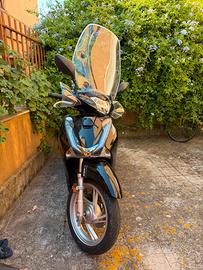 HONDA SH 125AD