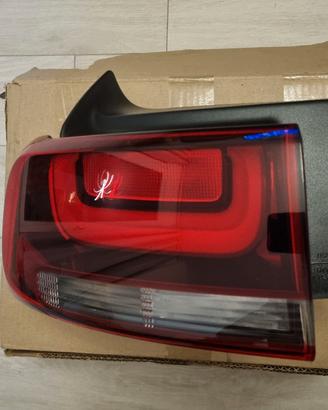 fanale posteriore SX citroen c4
cactus