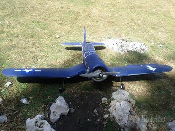 aereo da guerra F4U Corsair radiocomandato RC