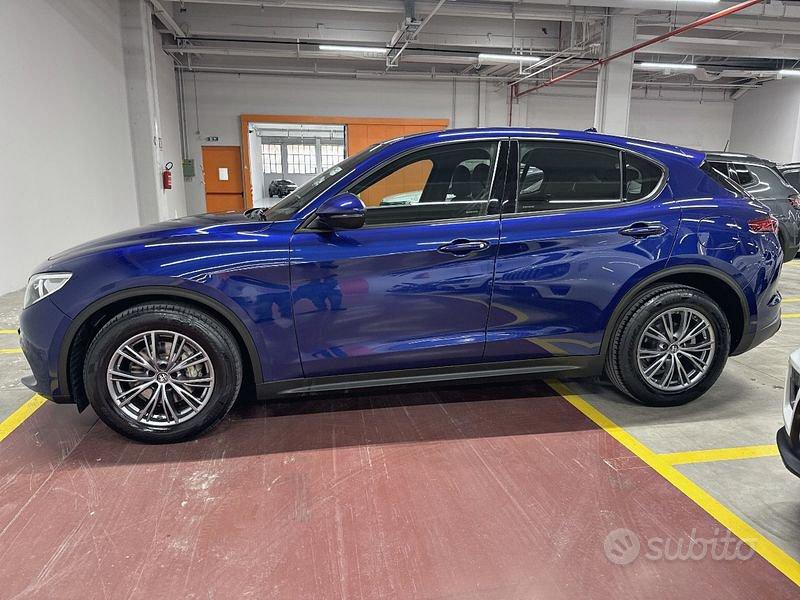Alfa Romeo Stelvio 2022 photo 2