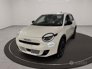 Fiat 600 Hybrid 110 CV DCT MHEV La Prima