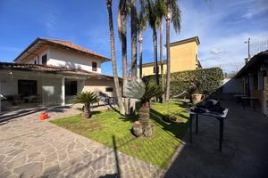 VILLA SINGOLA A MARANO DI NAPOLI
