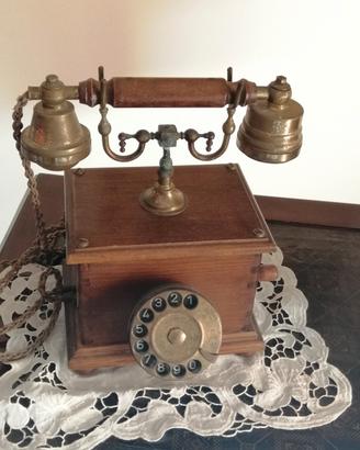 Telefono d'epoca