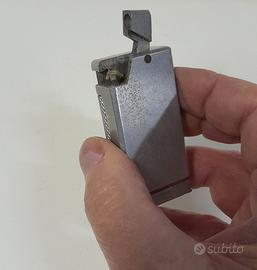 Accendino vintage a benzina in alluminio WW2