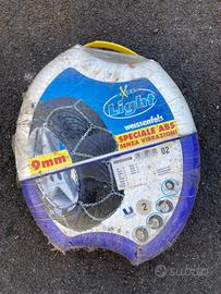 Catene da neve nuove