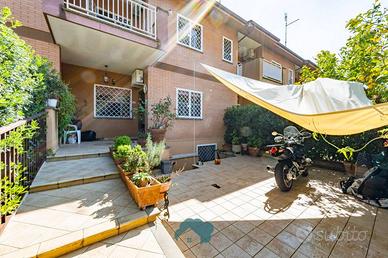 Villetta a schiera di 187 m² con più di 5 locali e