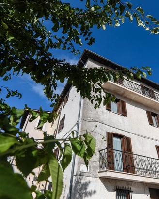 Elegante e luminosa palazzina appena ristrutturata