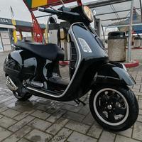 Vespa 300 GTS ie