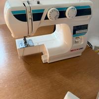 Macchina per cucire Necchi 290