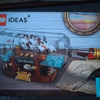 Nave in bottiglia LEGO 