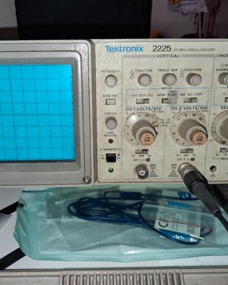 oscilloscopio tektronix 2225