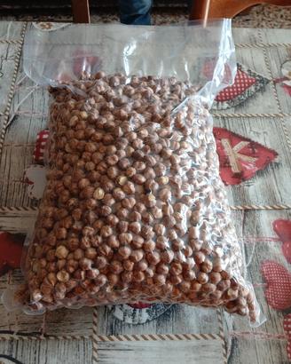 nocciole sgusciate non tostate