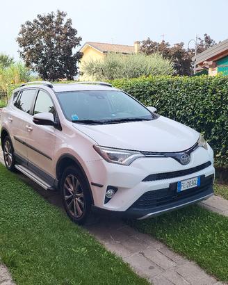 stupenda Rav4 