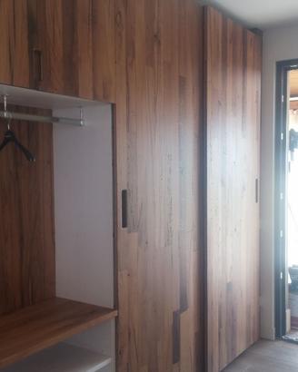 armadio in abete ante in rovere vecchio recuperato