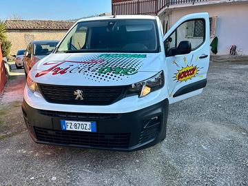 Furgone peugeot partner